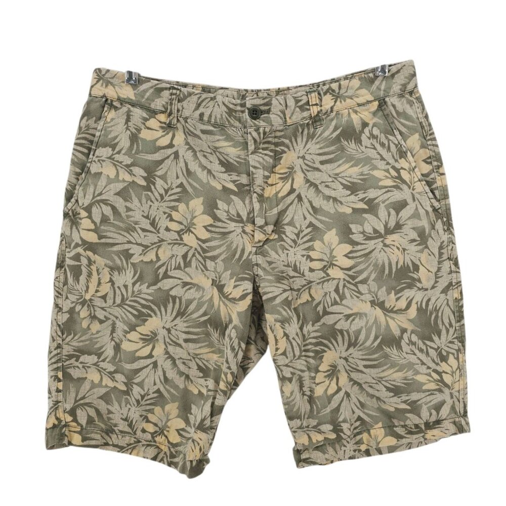 UNIQLO Chino Shorts Hawaiian Leaf Pattern 100% Cotton Size LARGE